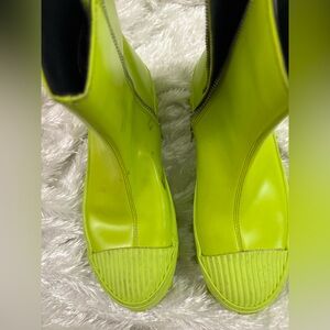 CamperLab Traktori boots in fluorescent green calf leather rubber sole toecap 7